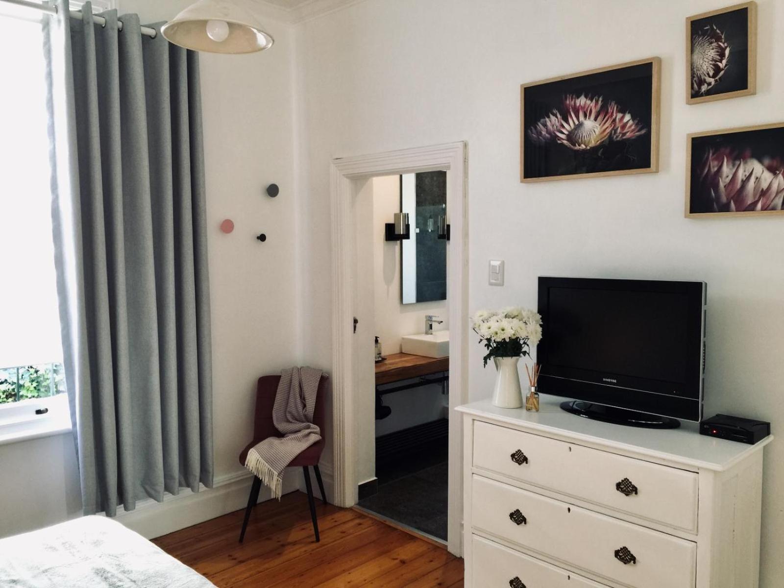 Mediterranean Villa Guesthouse Cape Town Room photo